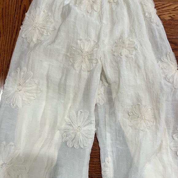 Zara Cream Floral Kids Pants - Picture 2 of 3
